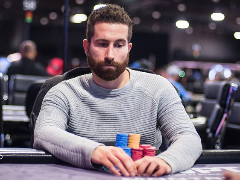 Податкова хоче забрати у Чемпіона ME WSOP 2010 року близько двох мільйонів доларів