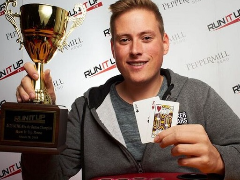 Джеймі Степлс тимчасово призупинив свою співпрацю з PartyPoker