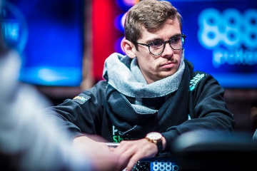Фёдор Хольц предлагает 1 000$ за час игры с ним в хедз-апе