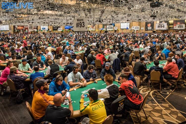 ≡ Strategy to play poker tournaments in 2022