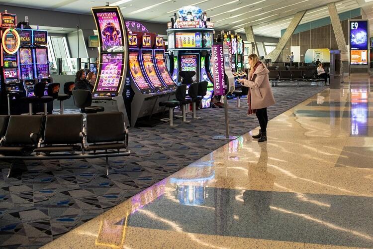 gambling age in las vegas