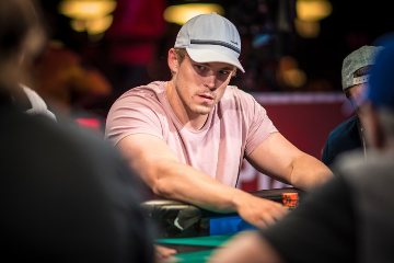 Фоксен обыграл "Isildur1" в турнире High Roller Club