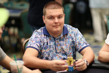 Котельников попал в призы двух турниров High Roller Club на Старзах