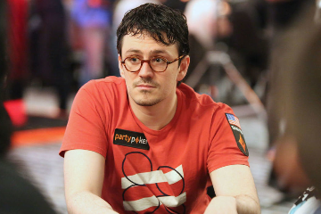 Айзек Хэкстон – чемпион турнира High Roller Club за 10 300$