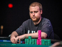 Джо Маккін виграв третій золотий браслет WSOP