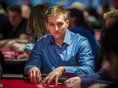 Тоні Данст виграв другий золотий браслет WSOP