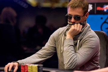 Олег "Fukuruku" Васильченко победил в ивенте High Roller Club на Старзах