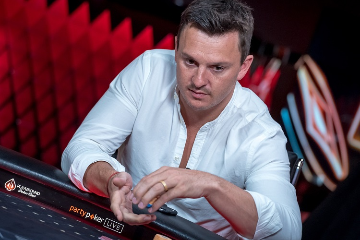 Сэм Трикетт сыграл за финальным столом WPT Shooting Stars