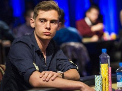 Fedor Holz lost €53K in Legends Showdown HU match