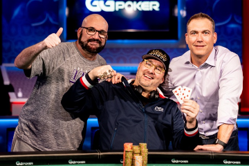 Фил Хельмут выиграл 16-й браслет WSOP