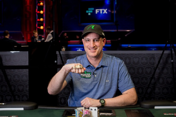 Чемпион WSOP отдаст весь свой выигрыш на благотворительность