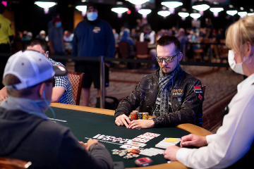 Определились полуфиналисты Heads-Up Championship WSOP 2021