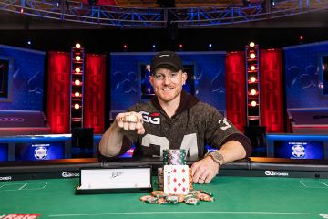 Джейсон Кун выиграл браслет в хедз-ап чемпионате WSOP