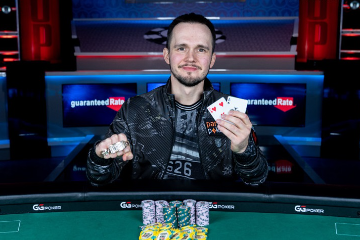 Никита Бодяковский заполучил первый браслет WSOP в своей карьере