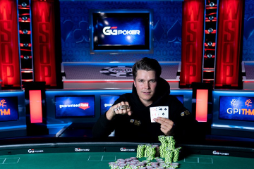 Ээлис Парссинен раскрутился с одного блайнда и выиграл браслет WSOP