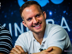 Мартін Якобсон покинув команду 888poker