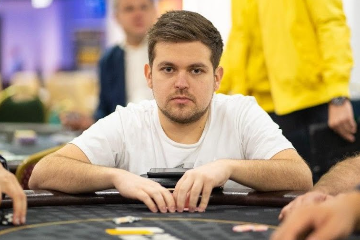 Украинец Ренат Богданов победил в Мейн Ивенте Russian Poker Tour