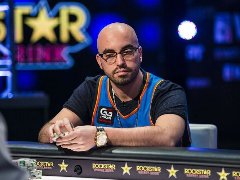 Kenney offered Hellmuth to play a $1 000 000 heads-up battle