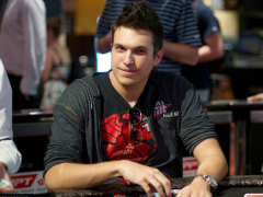 Том Дван проиграл хедз-ап битву Дугласу Полку на WPT HU Championship