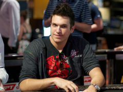 Том Дван програв хедз-ап битву Дугласу Полку на WPT HU Championship