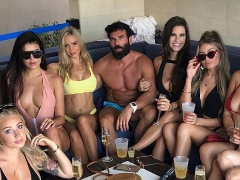 Dan Bilzerian: "I don't care what variant comes out next, I am not wearing a mask"
