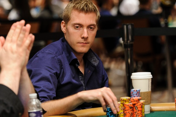 Маниг Лёзер выиграл браслетный ивент WSOP Online 2021