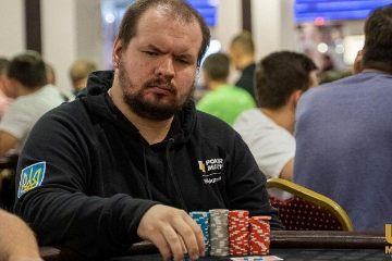 Украинец боролся за браслет в финале WSOP Event #10
