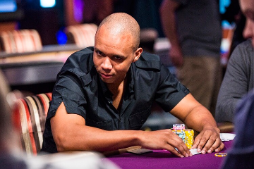 Фил Айви выиграл первый турнир на Super High Roller Series Europe