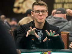Філатов зіграв за фінальним столом $25K Super High Roller Championship