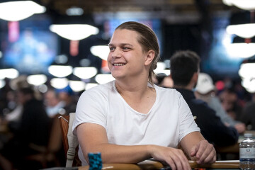 Никлас Астедт стал раннер-апом турнира WSOPC Mystery Bounty