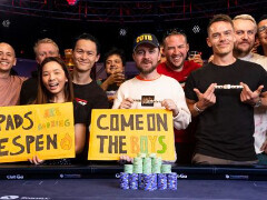 Patrick Leonard wins his first gold bracelet in WSOP team event