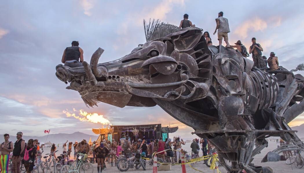 Атмосфера фестивалю Burning Man