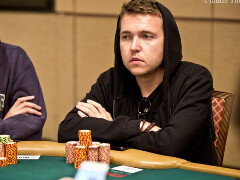 Українець Валентин Шабельник входить в топ-5 перед стартом Day 3 WPT Prime Championship