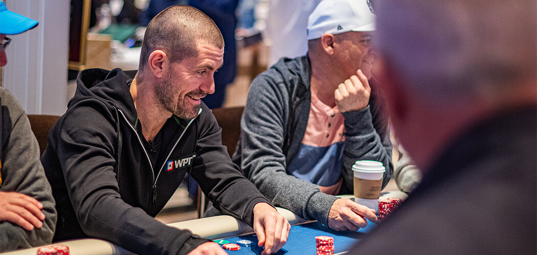 Гас Хансен під час гри в кеш зі своїми шанувальниками на WPT Meet-up Game