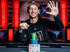 Джон Моннет виграв свій п'ятий браслет WSOP в турнірі за 1 500$