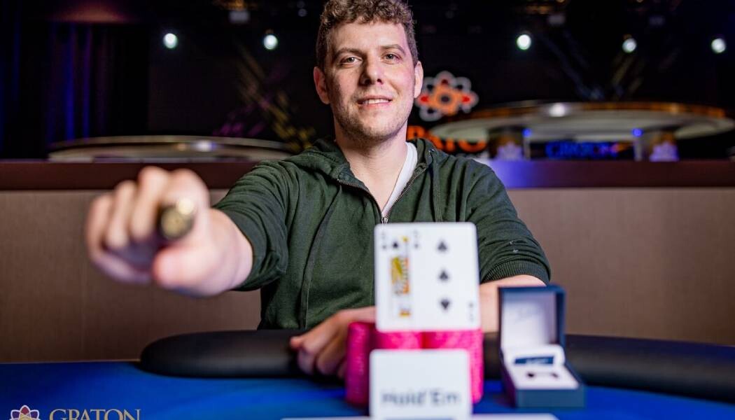 Арі Енгель виграв свій 14-й перстень WSOPC Арі Енгель виграв свій 14-й перстень WSOPC