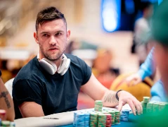 Українець Сергій Попович йде другим у WPT World Championship