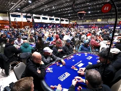 EPT Prague 2024: рекордні 4 732 входи у Eureka Main Event та 17 українців у Day 2