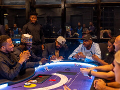 Як грають в покер в Африці: серія Lagos Poker Festival