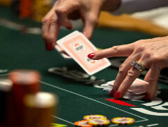 На WSOP грають міченими картами? Новий скандал на Світовій серії
