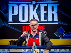 Украинец выиграл золотой браслет WSOPE 2018