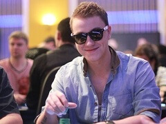 Роман Романовский выиграл два воскресных турнира