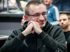 Россиянин отобрался в Главное Событие WSOPE с 1 цента и вылетел на баббле