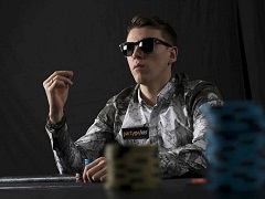Анатолий Филатов – чиплидер финального дня WSOP-C Russia Colossus