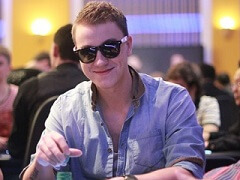 Роман Романовский уже завершил бы свой марафон, если бы не изменил правила