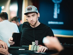 Анатолий Зырин – один из чиплидеров EAPT Minsk Main Event