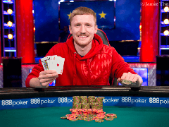 Йоханнес Бекер – выиграл первый в карьере золотой браслет WSOP