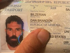 Дэн Билзерян получил гражданство Армении