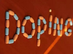 Is there dope in poker?