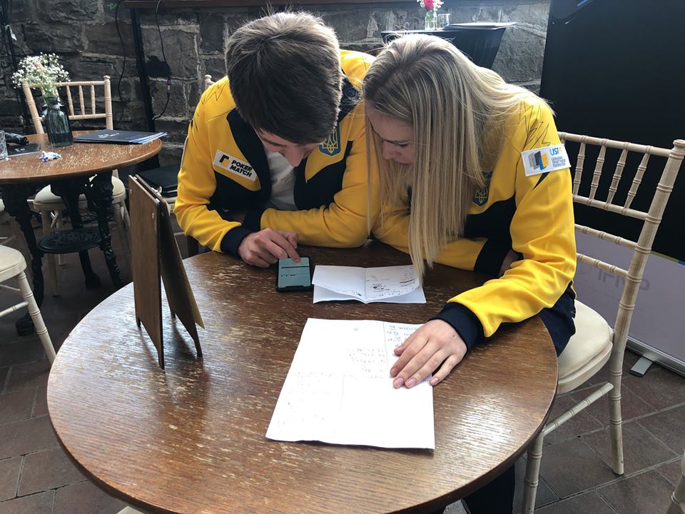 Ольга Єрмольчева проводить тактичний розбір роздач Підготовка збірної